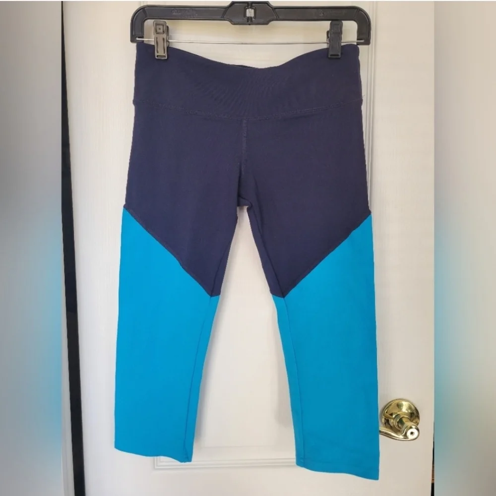Alo Yoga Electra Colorblock Capri Leggings Navy Blue Teal Crop Size Medium